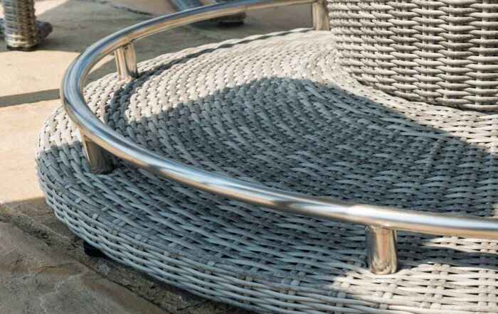 Maze Oxford Round 6 Seat Rattan Bar Set with Ice Bucket