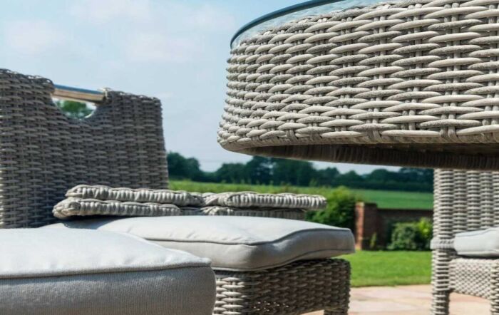 Maze Oxford Round 6 Seat Rattan Bar Set with Ice Bucket