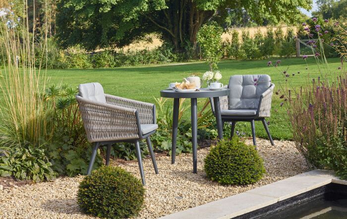 Bramblecrest Mauritius Eco Cobble Round Garden Bistro Set