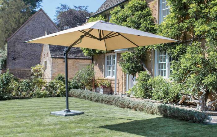 Bramblecrest Chichester 3M Square Cantilever Parasol Including Granite Base And Cover