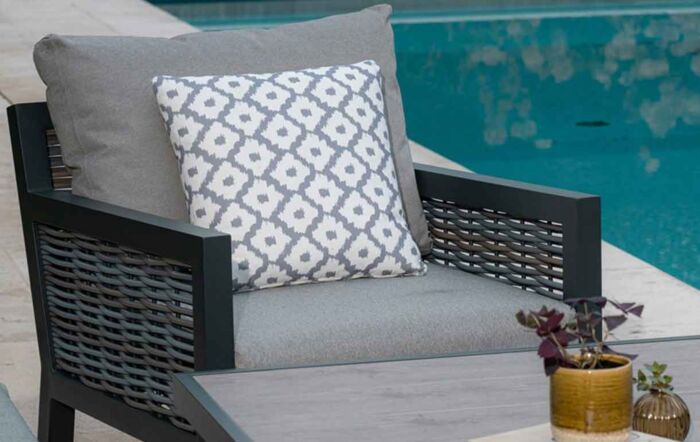 Bramblecrest Portofino Adjustable Casual Garden 3 Seat Sofa Set with Ceramic Table