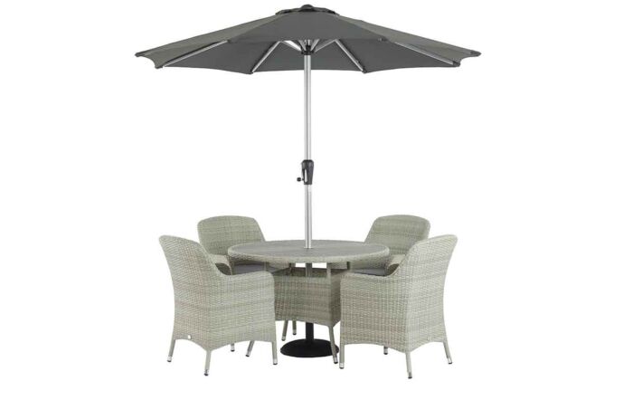 Bramblecrest Tetbury Cloud Round Four Seater Dining Set with Parasol 