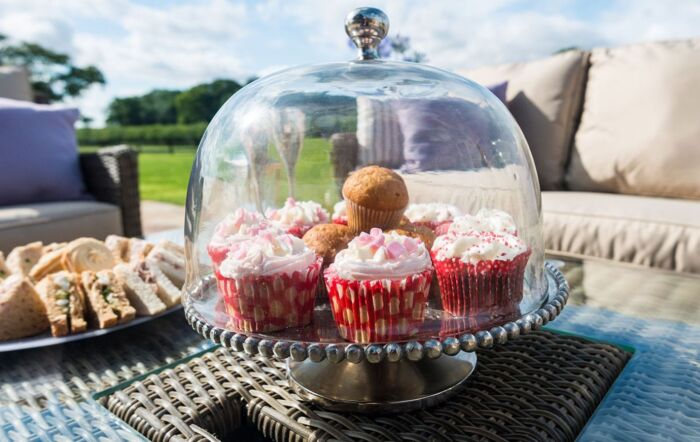 Maze Winchester Corner Garden Dining Set With Ice Bucket & Rising Table